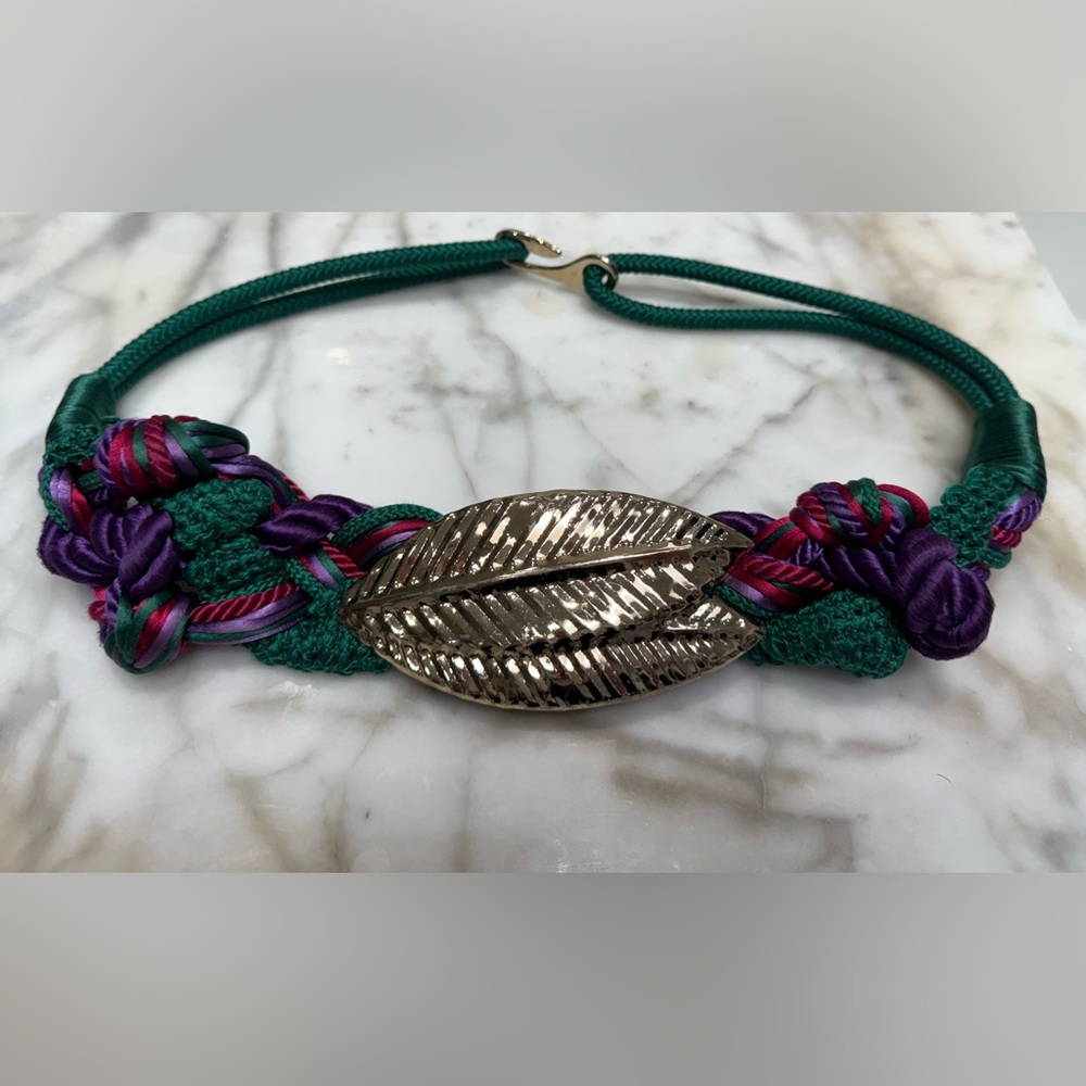 VTG Stretchy Braided Rope Belt with Metal Leaf Medallion